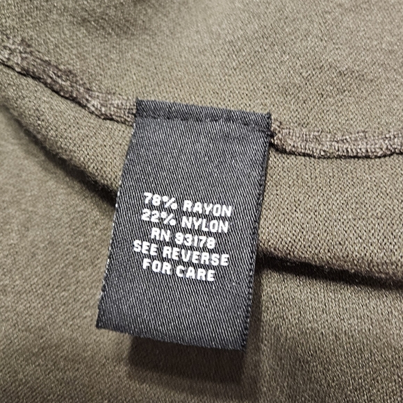 Premise Olive Green Women's Cardigan - Picture 6 of 6